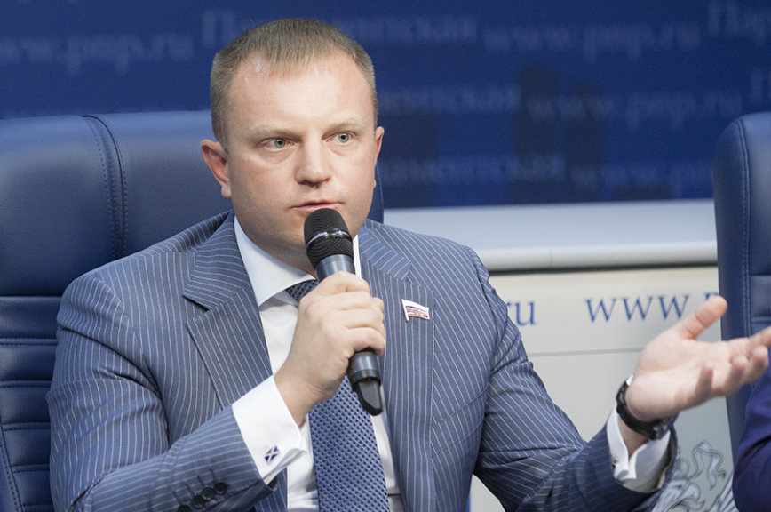 Иван Сухарев призвал к ужесточению контроля миграционных процессов
